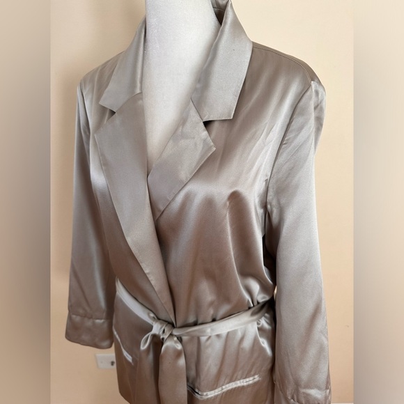 L'Agence Everly Shawl Wrap Blazer - Picture 4 of 12